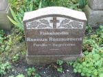 Rasmus Rasmussen's familiegravsted.JPG